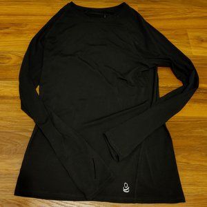 Women's cuddle dud top.